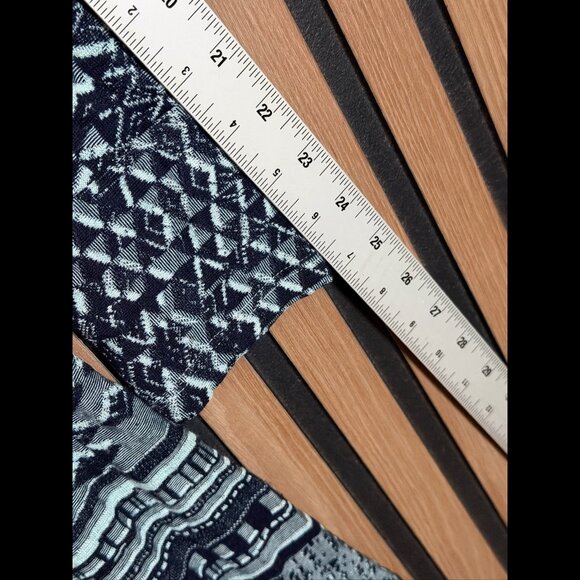 BCBG Maxazria Shift Dress Small Womens Blue Long Sleeve Geometric Print Stretch - Picture 4 of 7